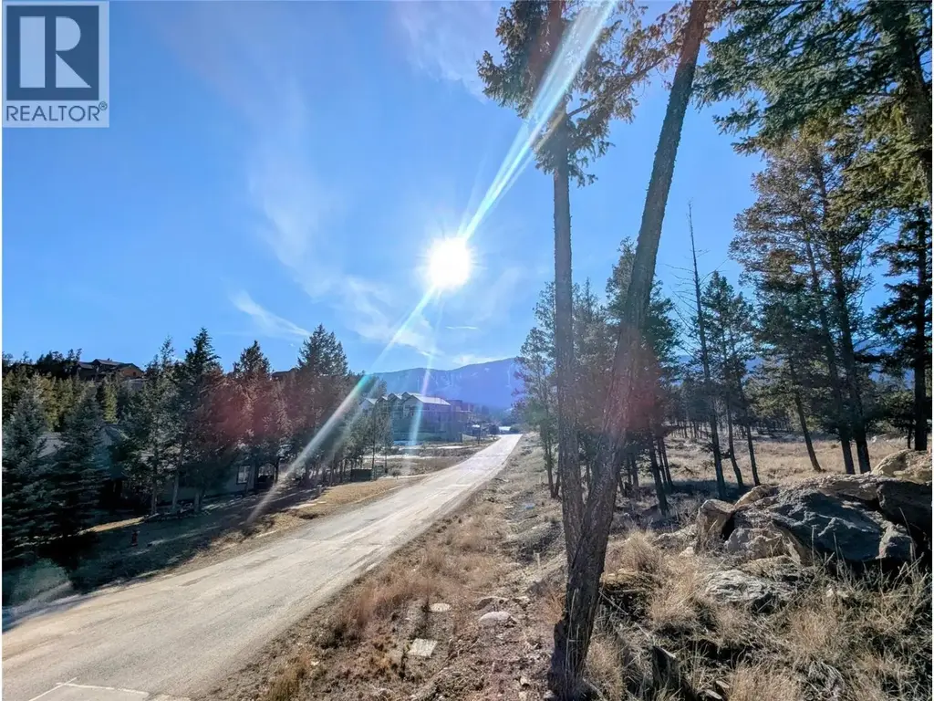 2476 Castlestone Drive, Invermere